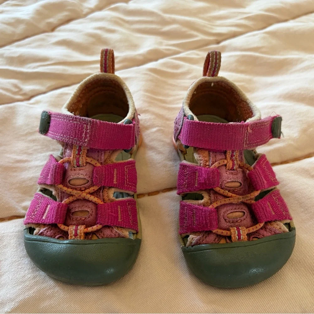 Pink Keen Shoes- toddler 4 - Picture 1 of 5